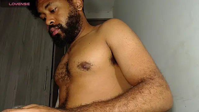 KaelMoreau online show from March 22, 7:47 am