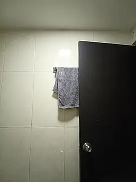 KaelMoreau online show from November 28, 8:14 am