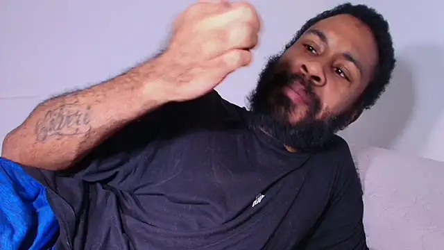 KaelMoreau online show from March 19, 10:15 am