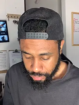 KaelMoreau online show from October 11, 11:33 am