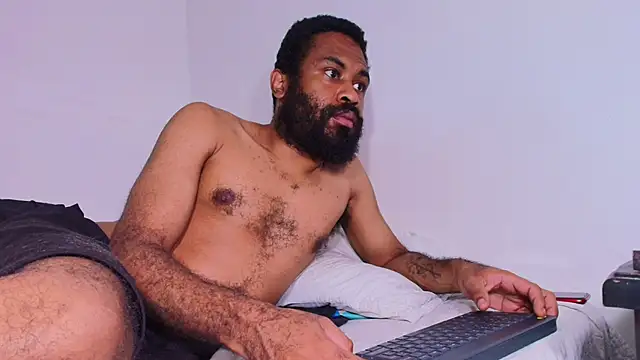 KaelMoreau online show from March 8, 8:06 am