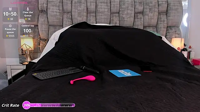 KaelMoreau online show from September 29, 5:03 am