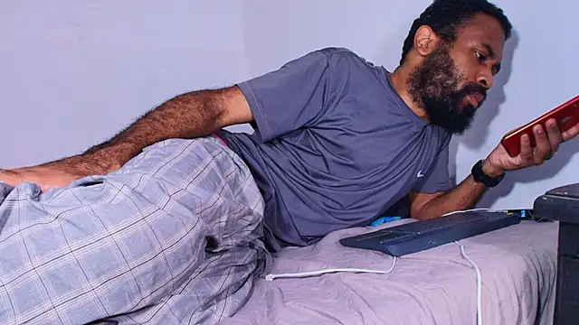 KaelMoreau online show from February 19, 12:13 pm