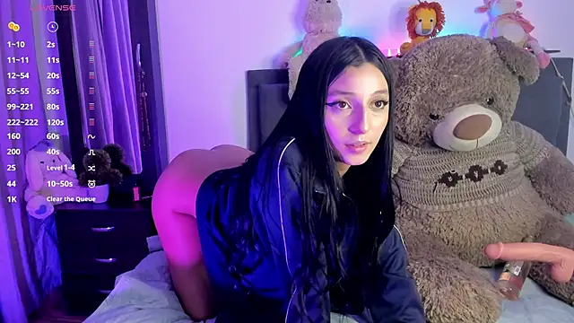 Snapshot of Alana_777 chatting on November 12, 6:50 am Alana 777 online show from November 12, 6:50 am