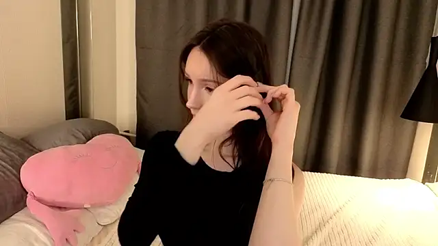 Snapshot of Victoria_Thomsons1 chatting on May 12, 1:50 pm Victoria Thomsons1 online show from May 12, 1:50 pm