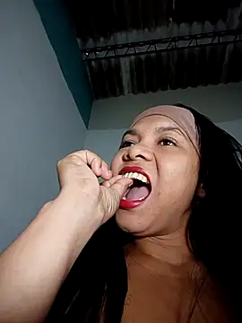 DIORA Latina online show from January 11, 6:37 pm