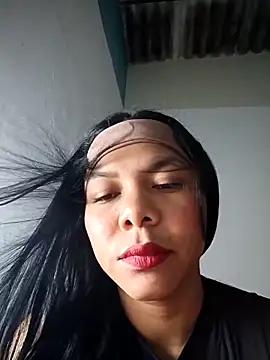 DIORA Latina online show from March 14, 7:53 pm