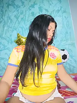 Snapshot of DIORA_Latina chatting on June 19, 3:23 am DIORA Latina online show from June 19, 3:23 am