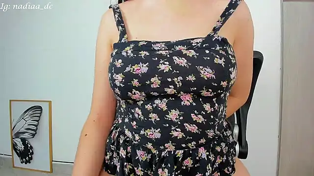 Nadiaa  online show from March 1, 3:53 am