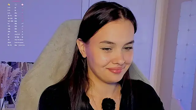 Snapshot of _Sweetie_ chatting on October 9, 4:51 pm Sweetie online show from October 9, 4:51 pm