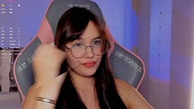  Sweetie  online show from March 30, 1:45 pm