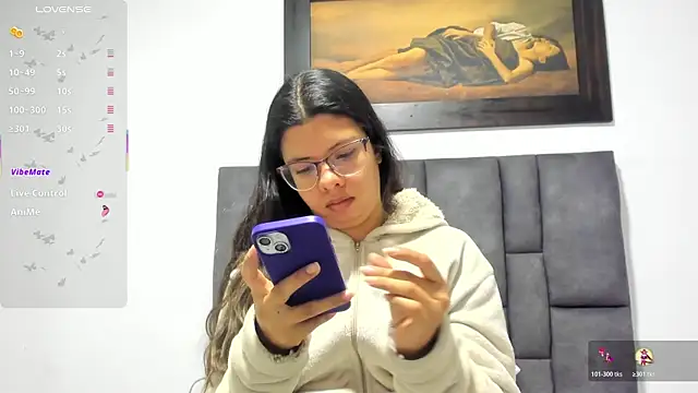 Snapshot of Vahiolet_smith chatting on June 20, 3:11 am Vahiolet smith online show from June 20, 3:11 am