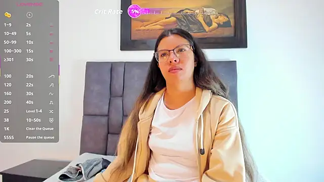 Snapshot of Vahiolet_smith chatting on May 21, 3:15 am Vahiolet smith online show from May 21, 3:15 am