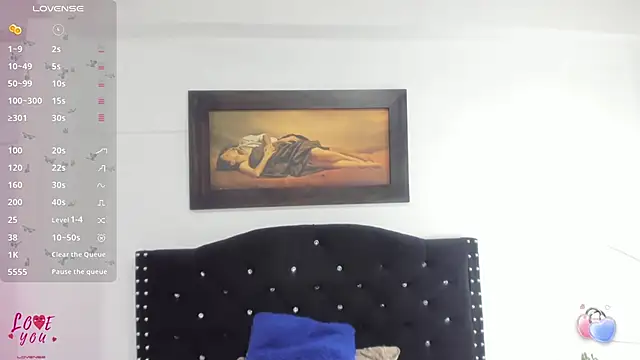 Snapshot of Vahiolet_smith chatting on November 22, 3:27 am Vahiolet smith online show from November 22, 3:27 am