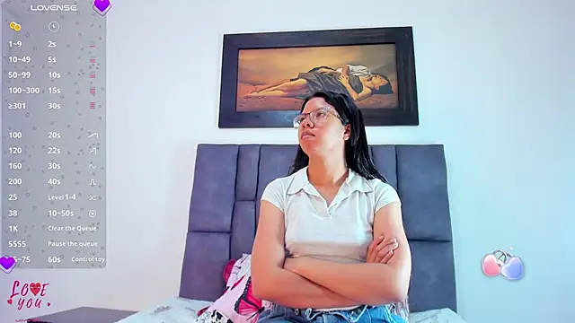 Vahiolet smith online show from April 5, 2:40 am