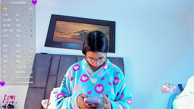 Vahiolet smith online show from February 14, 3:18 am