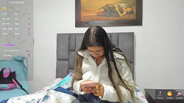Snapshot of Vahiolet_smith chatting on July 10, 12:27 pm Vahiolet smith online show from July 10, 12:27 pm
