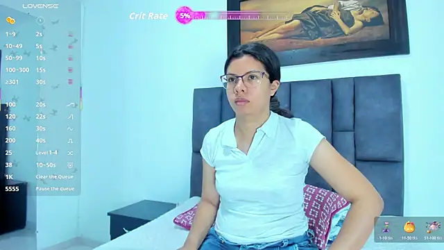 Snapshot of Vahiolet_smith chatting on May 29, 1:00 am Vahiolet smith online show from May 29, 1:00 am