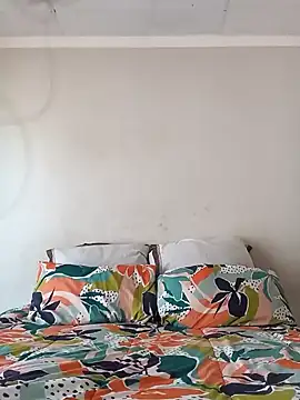 Snapshot of angelicboobies chatting on January 24, 11:59 am angelicboobies online show from January 24, 11:59 am