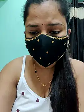 Snapshot of payal_sharma1 chatting on November 27, 6:03 am payal sharma1 online show from November 27, 6:03 am