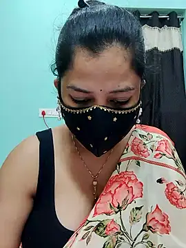 Snapshot of payal_sharma1 chatting on January 8, 5:24 am payal sharma1 online show from January 8, 5:24 am