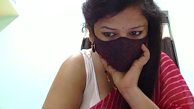 Snapshot of payal_sharma1 chatting on February 26, 6:57 am payal sharma1 online show from February 26, 6:57 am