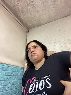 Snapshot of KataleyaStiward chatting on November 13, 12:53 pm KataleyaStiward online show from November 13, 12:53 pm