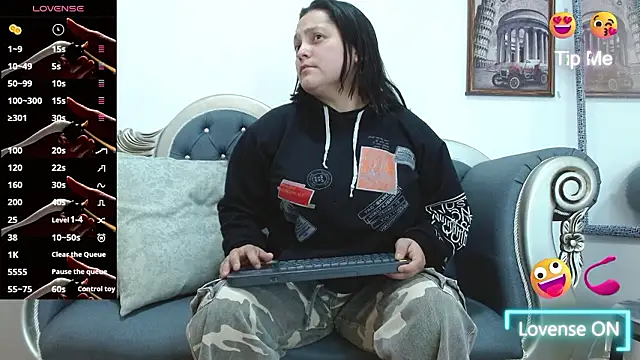 KataleyaStiward online show from February 1, 12:25 pm