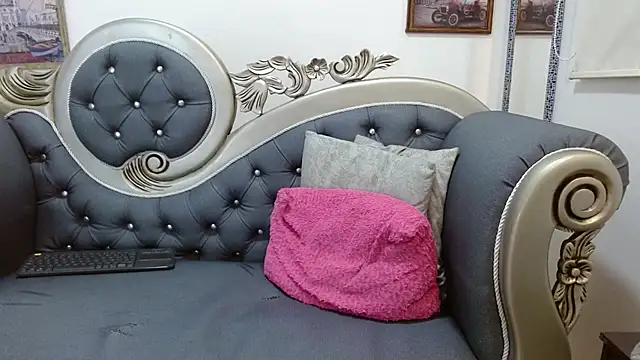 KataleyaStiward online show from May 12, 12:44 pm