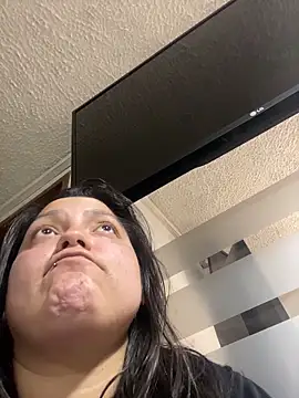 KataleyaStiward online show from March 7, 8:25 pm