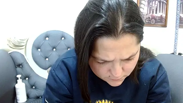Snapshot of KataleyaStiward chatting on July 7, 12:20 pm KataleyaStiward online show from July 7, 12:20 pm