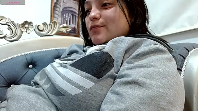 KataleyaStiward online show from May 26, 12:58 pm