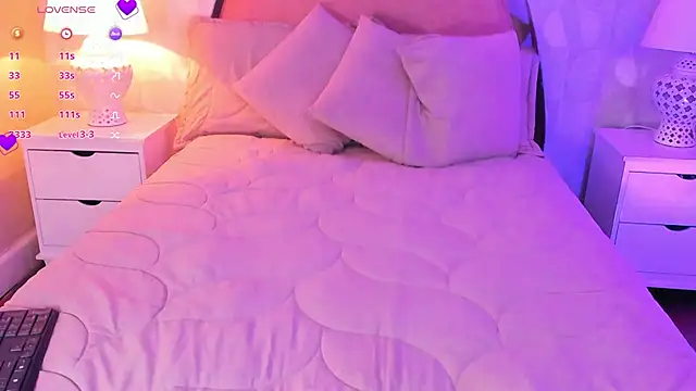 angeline teen online show from March 24, 12:16 pm