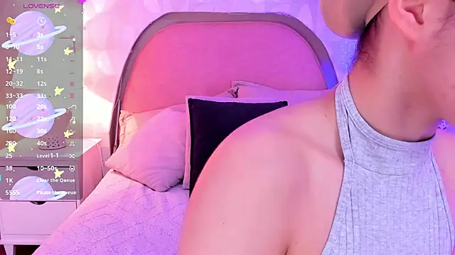 Snapshot of angeline_teen chatting on June 12, 12:14 pm angeline teen online show from June 12, 12:14 pm