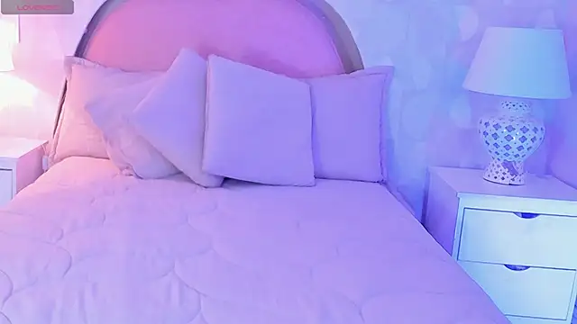 angeline teen online show from March 13, 12:10 pm