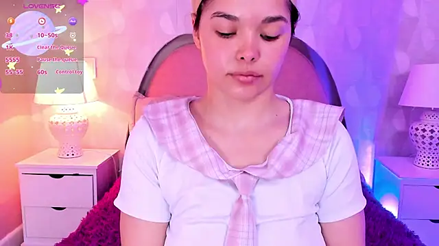 Snapshot of angeline_teen chatting on July 3, 12:22 pm angeline teen online show from July 3, 12:22 pm