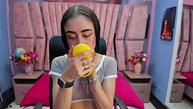 AnnySweett  online show from September 24, 6:14 pm