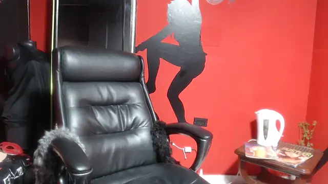 KLOE PIELL online show from December 22, 8:09 pm