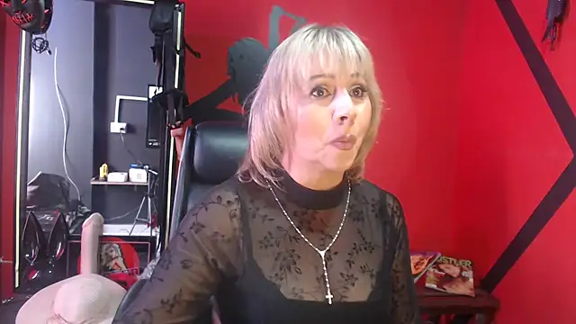 KLOE PIELL online show from September 10, 9:14 pm