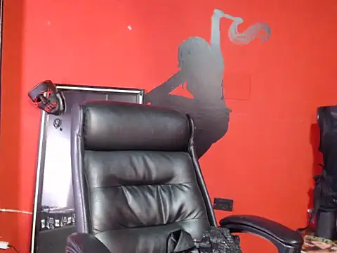 KLOE PIELL online show from March 26, 9:02 pm