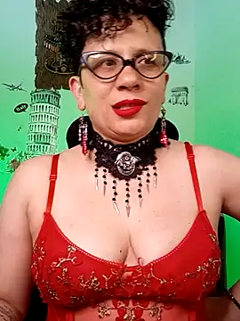 Snapshot of Daneshka_naughty chatting on January 31, 2:48 am Daneshka naughty online show from January 31, 2:48 am