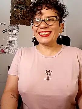 Snapshot of Daneshka_naughty chatting on February 1, 5:18 am Daneshka naughty online show from February 1, 5:18 am