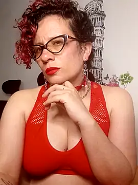 Snapshot of Daneshka_naughty chatting on January 7, 3:03 am Daneshka naughty online show from January 7, 3:03 am