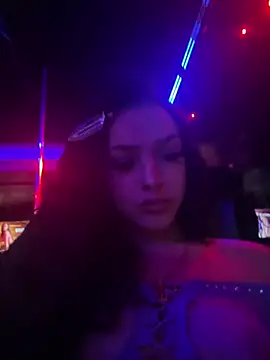 exoticmisfitt online show from February 16, 11:35 pm