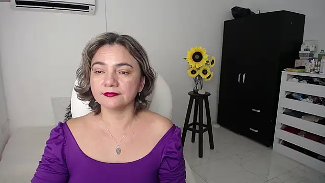 Ghada milf online show from March 7, 5:38 pm