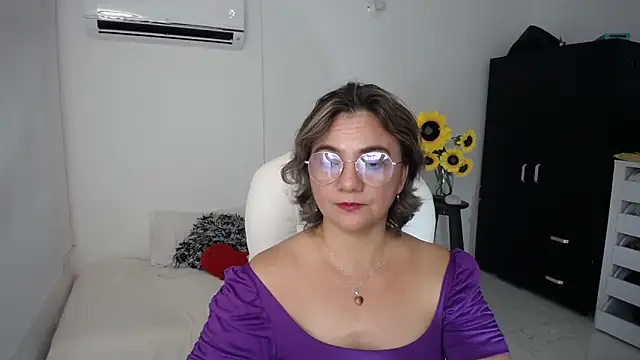 Ghada milf online show from March 23, 3:54 am