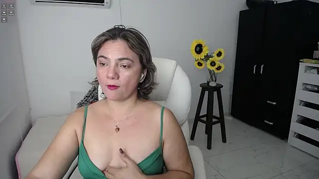 Ghada milf online show from March 15, 6:43 pm