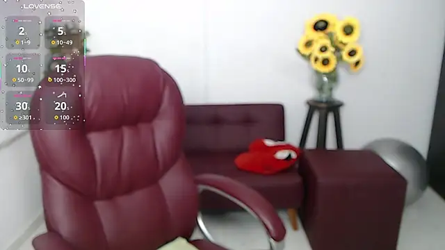 Ghada milf online show from March 26, 10:29 pm