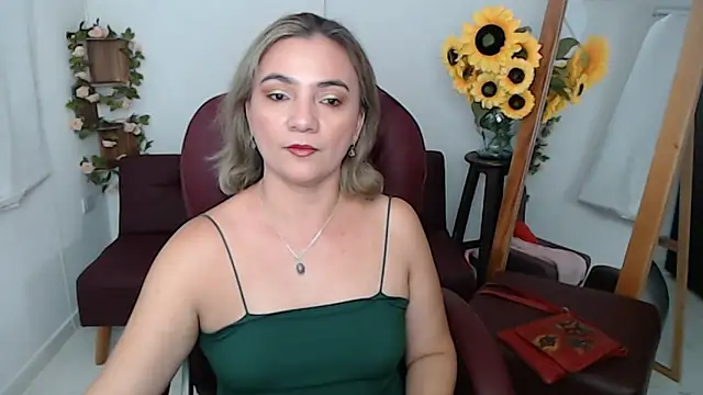 Ghada milf online show from June 1, 11:48 pm