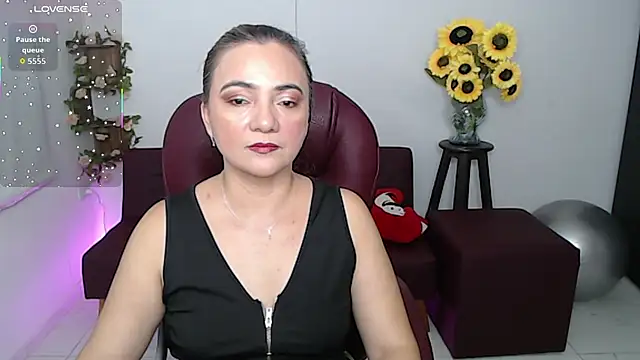 Ghada milf online show from March 24, 11:16 pm